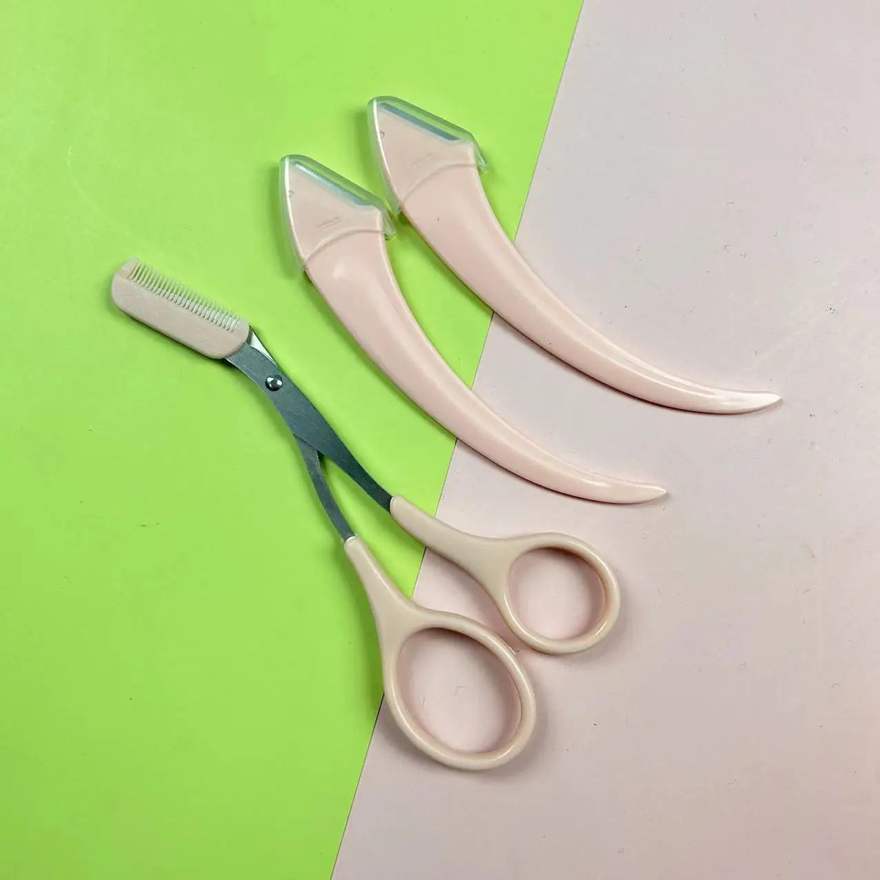 Women's Eyebrow Trimming Kit with Face Razor, Professional Brow Scissors and Comb Set