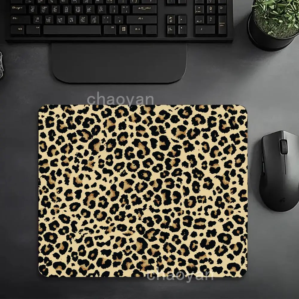 Leopard print pattern   Mouse Pad Large Computer Office Game Table Mats small Rubber Anti-slip Gaming Keyboard desk Pads