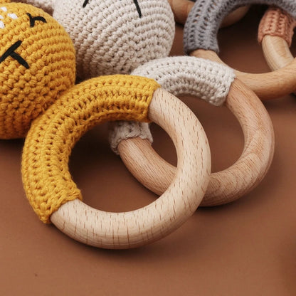 Bunny Baby Wooden Teether Crochet Giraffe Rattle Toy BPA Free Wood Rodent Rattle Baby Mobile Gym Custom logo Educational