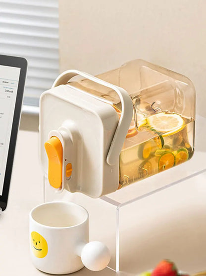 2.3L Refrigerator Cold Water Kettle Juice Water Jug with Spigot Iced Beverage Dispenser Outdoor Camping Liquid Drink Container