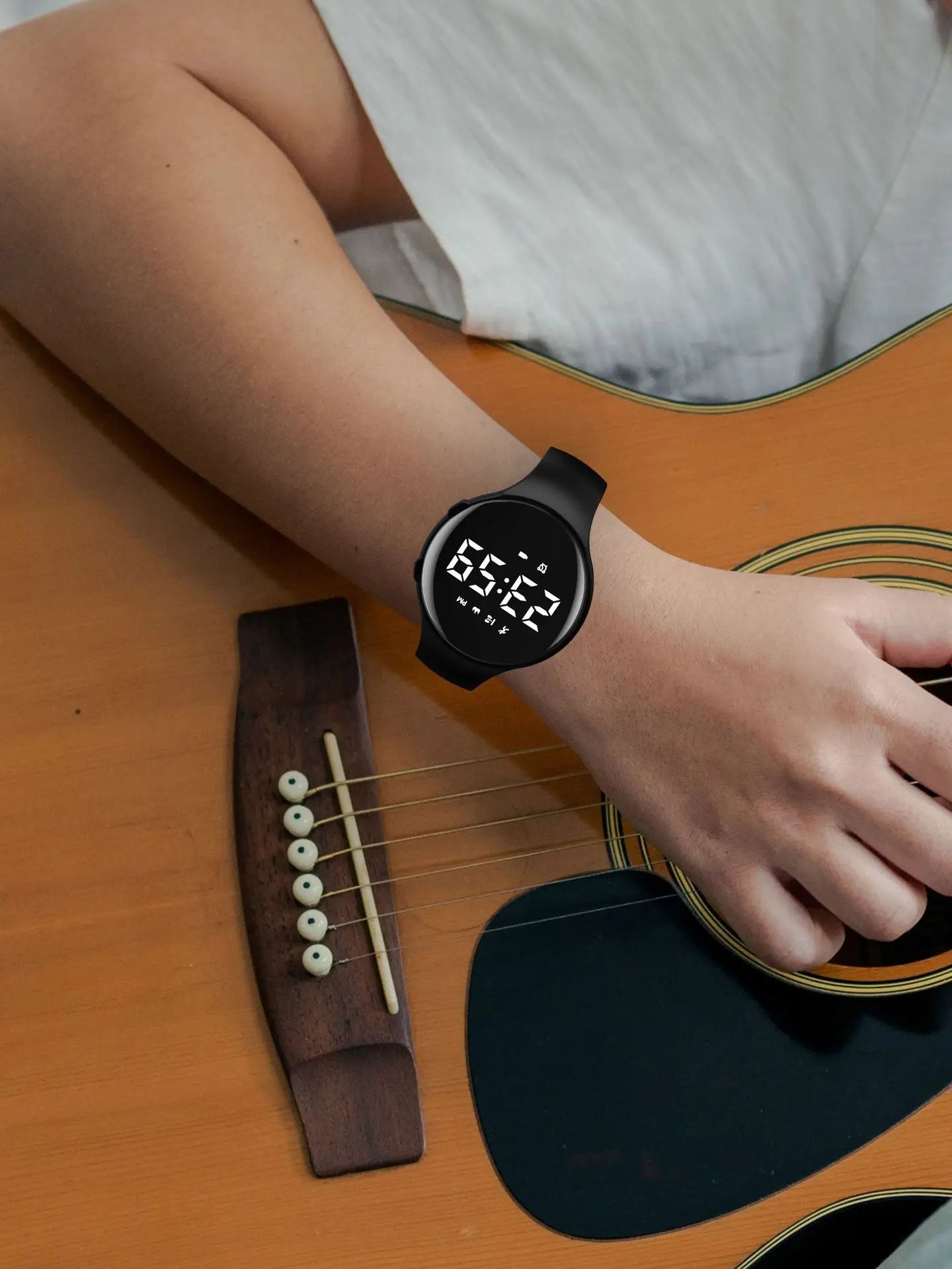 Smart Watch Rate Smartwatch Fitness Tracker Silent Vibration Alarm Clock to Get Up Step Counting Waterproof Smart Brac