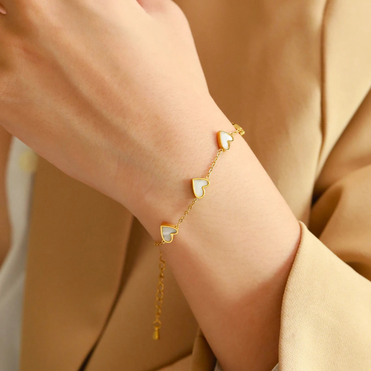 Romantic Heart Love Bracelet for Women Multi-color Stainless Steel Bracelet Gold Plated Luxury Wrist Chain Jewelry Girl Gifts