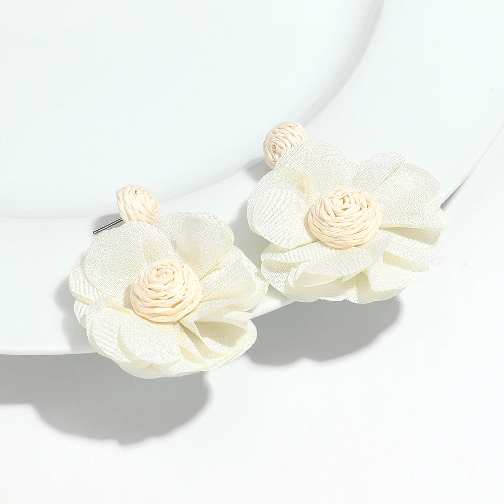 Summer Colorful Lafite Chiffon Flower Earrings for Women Boho Handwoven 3D Flower Fabric Drop Earring Beach Party Jewelry Gifts