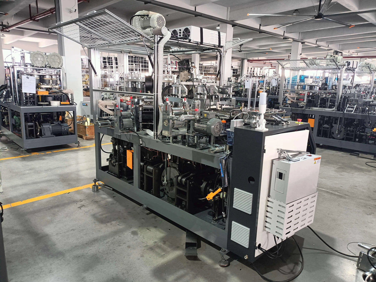 Full Servo High Speed Paper Cup Making Machine Low Price Tea Paper Cup Forming Machine for Small Business