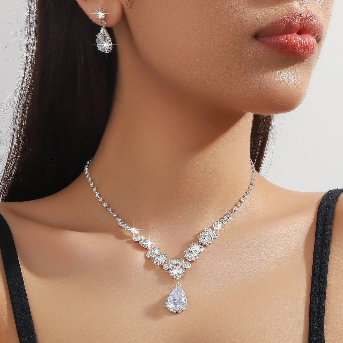 Bridal Jewelry Set, High-End Two-Piece Set, Necklace, Earrings, Wedding Dress, Luxurious and Elegant, Versatile Accessories