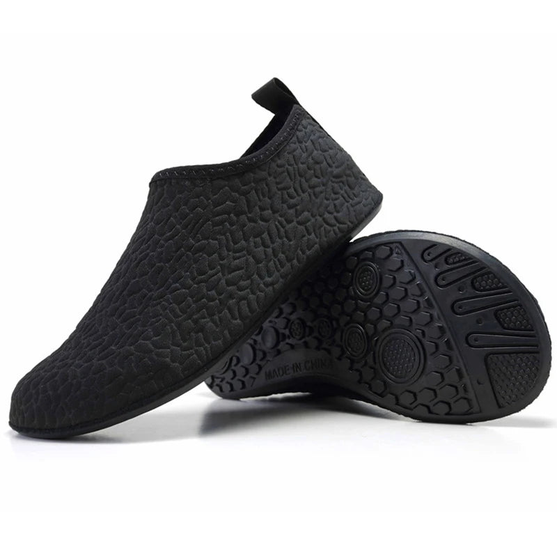 2023 Couple Aqua Shoes Summer Lightweight Men Water Shoes Quick-drying Women Beach Shoes Soft Anti-slip Sneakers Free Shipping