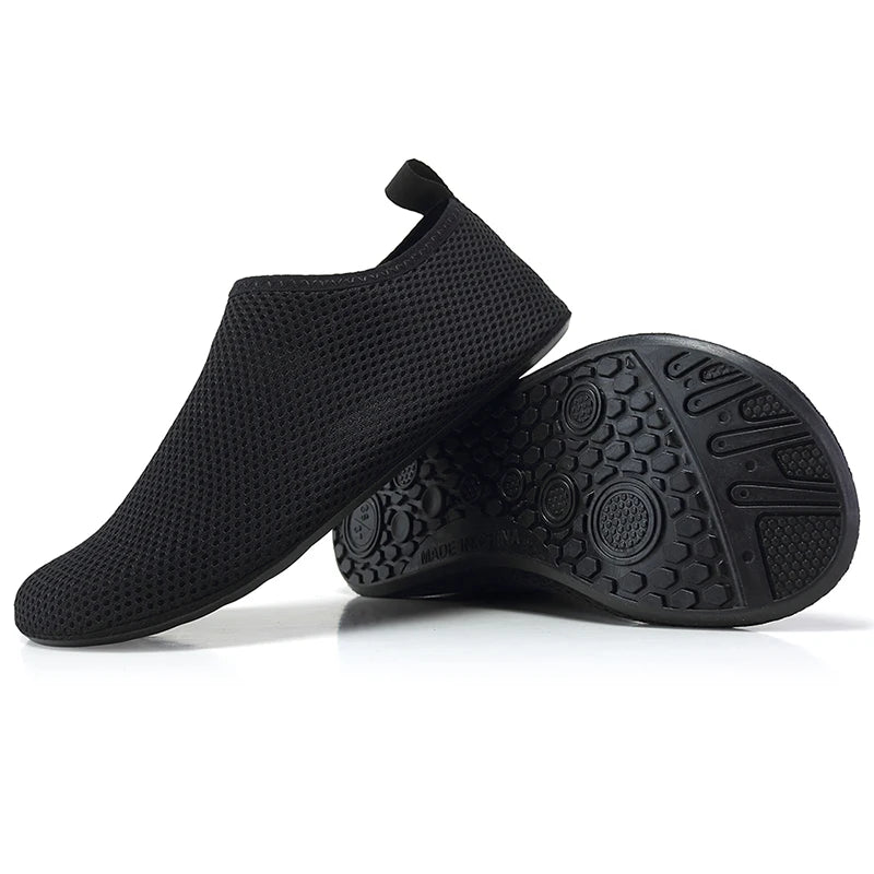 2023 Couple Aqua Shoes Summer Lightweight Men Water Shoes Quick-drying Women Beach Shoes Soft Anti-slip Sneakers Free Shipping