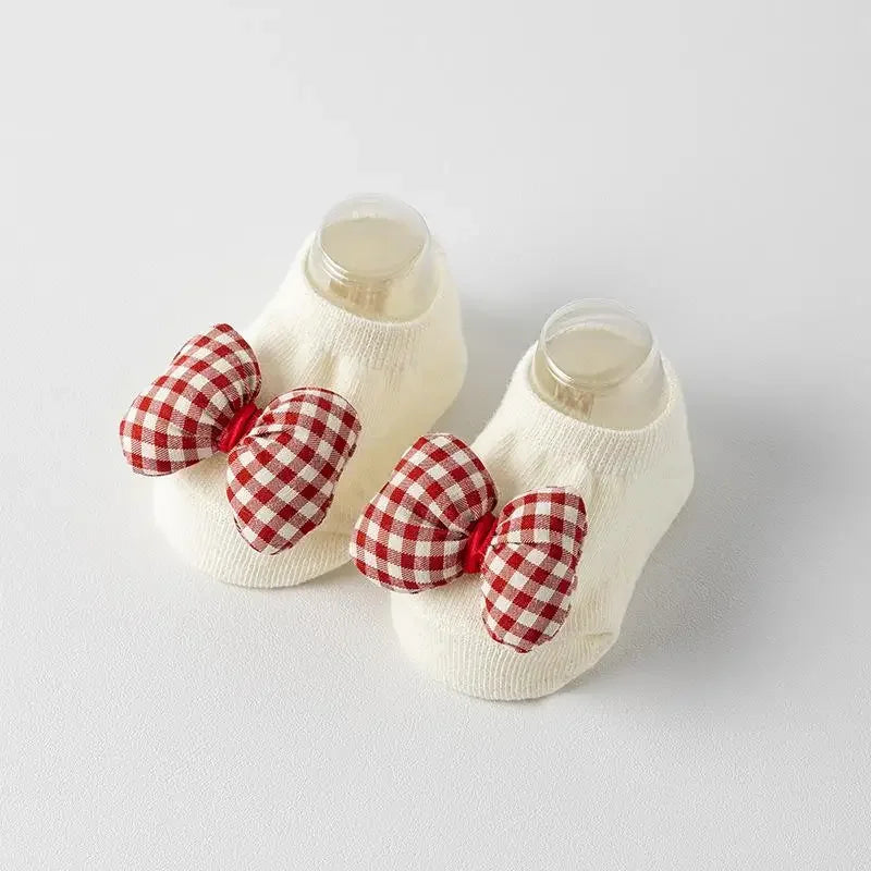 Newborns learning to walk on non slip flooring, spring and summer, 0-1 year old female baby boat socks