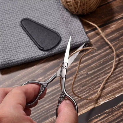 1pc Small Precision Scissors Stainless Steel Multi-Purpose Vintage Beauty Grooming Kit for Eyebrow Eyelash Beard with PU Sheath