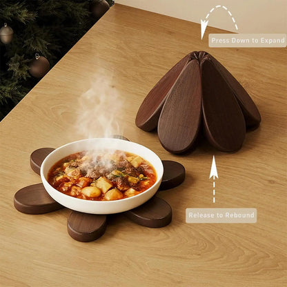 Wooden Table Coasters 5pcs Christmas Tree Trivets Heat Resistant Desk Coaster Tree Design Stand Table Mat Coaster Placemats
