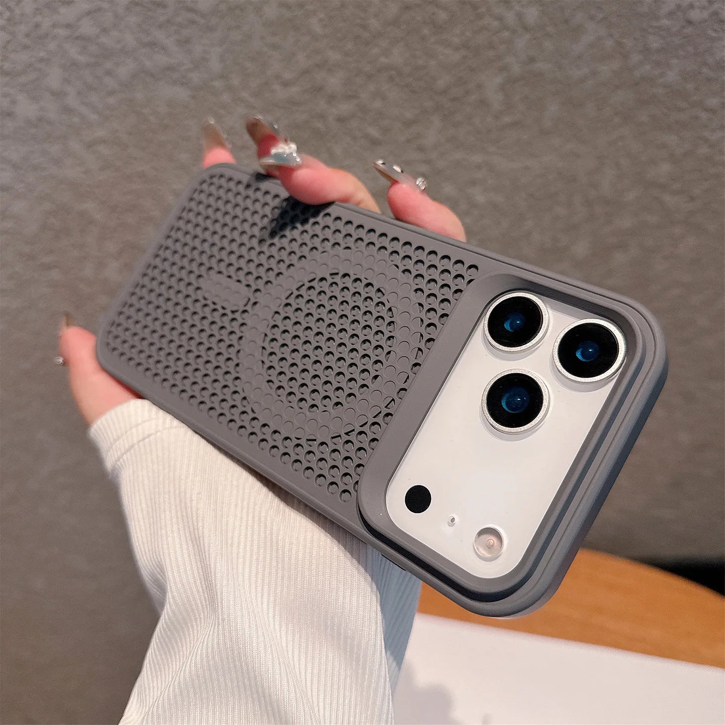 Magnetic Heat Dissipation Cooling Phone Case For iPhone 17 17 Pro 17 Pro Max 17 Air Shockproof Wireless Chagring 17 Series Cover